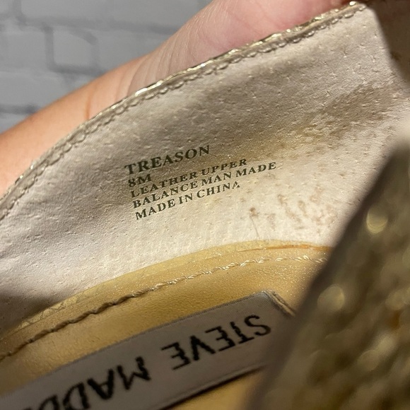 Steve Madden Treason gold peep toe heels size 8M - Picture 6 of 6
